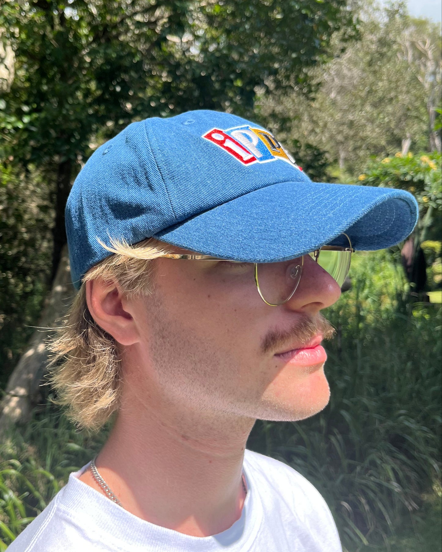 Scrap-Book (Denim Cap)